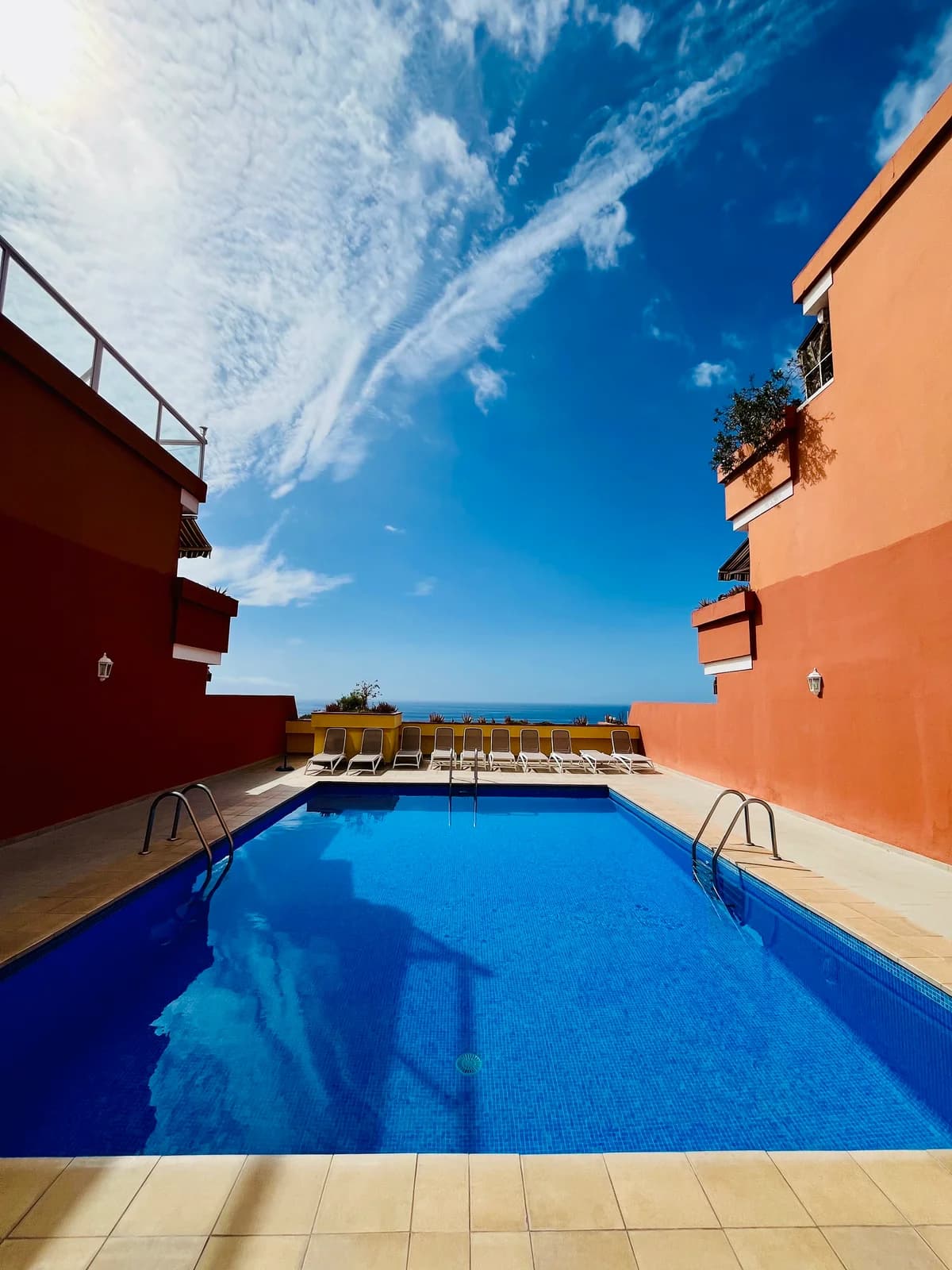 Střešní bazén a společné prostory